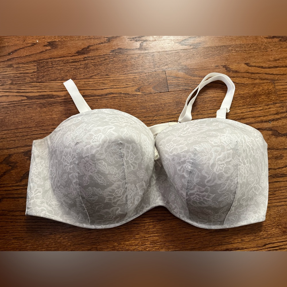 Cacique White Lace Bra